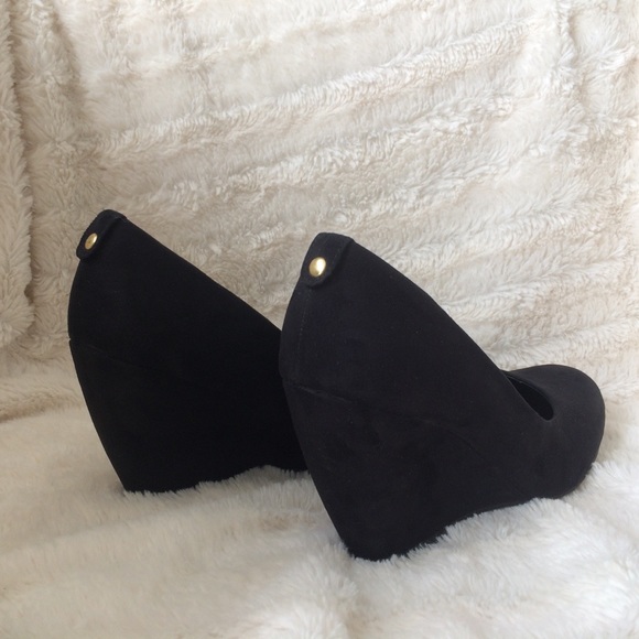 Call It Spring Shoes - SALE! 🏵️ Classic Suede Wedges